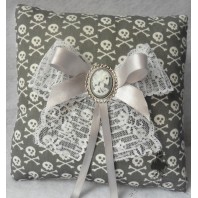 Grey White Skulls Wedding Rings Pillow - Grey, Gothic, Rock, Rockabilly, Wedding