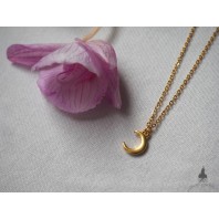 Collier minimaliste Croissant de Lune doré or, choker lunaire, céleste, Mariage hiver, Déesse Triple Lune