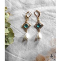 Pearl-drop Turquoise Queen Tudor Earrings, Renaissance, medieval, Cottagecore, Dark Academia, Gothic, Victorian, historical