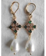 Pearl-drop Green Queen Tudor Earrings, Renaissance, medieval, Cottagecore, Royal, Gothic, Victorian, historical