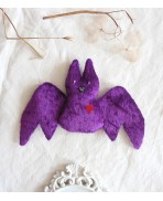 Adopte une chauve-souris Violet, Ornement Peluche Poupée Gothique, Poupée d'art, Créature, Halloween, cadeau gothique