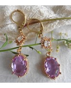 Boucles d'oreilles Sainte Olga mauve or, Tudor, Renaissance, victorien, médiéval, Gothique, Renfaire